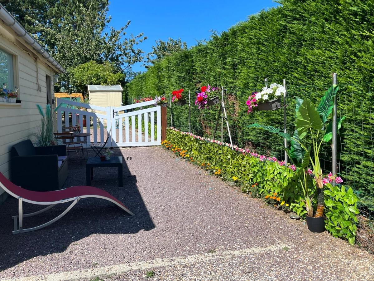 Apartmán Les Floralies Froberville Exteriér fotografie